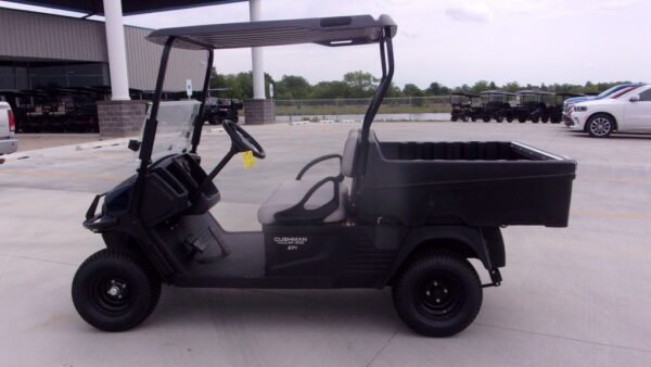 2024 Cushman Hauler 1200 EFI Gas For Sale - Image 2