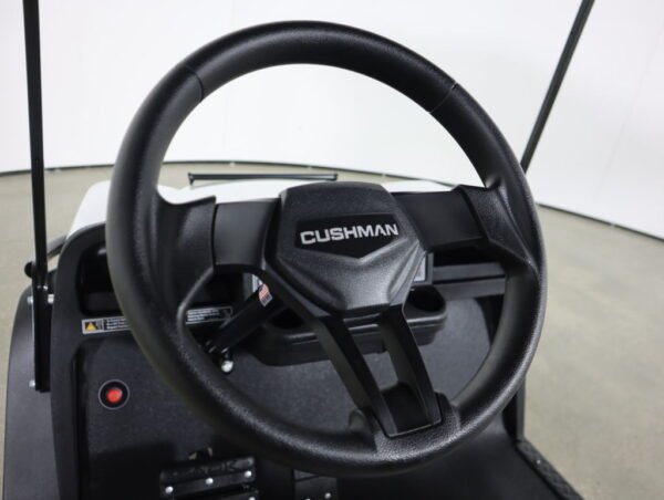 2024 Cushman Shuttle™ 2 EFI Gas For Sale - Image 8