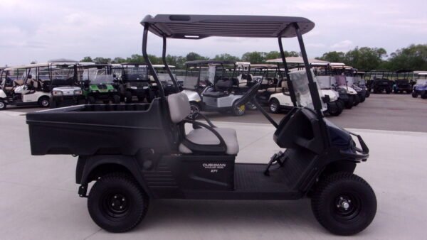 2024 Cushman Hauler 1200 EFI Gas For Sale - Image 3