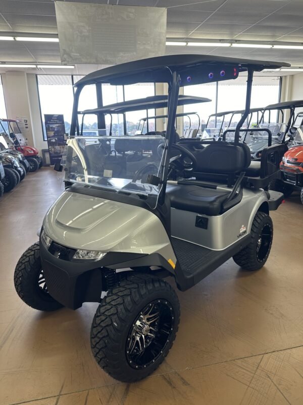 2025 E-Z-GO Valor For Sale - Image 3