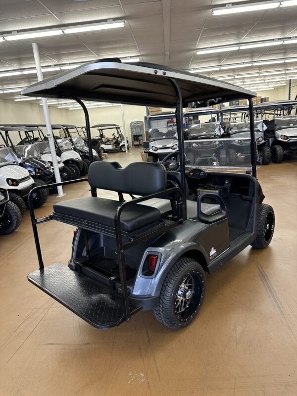 2020 E-Z-GO RXV For Sale - Image 9